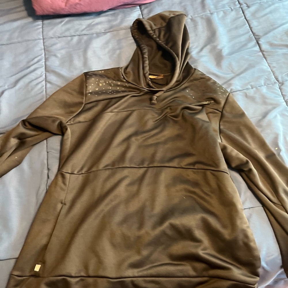 Black cabelas hoodie
